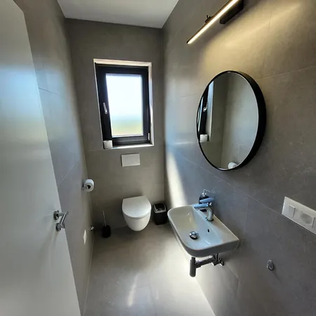 Anika Villa Tar-Vabriga